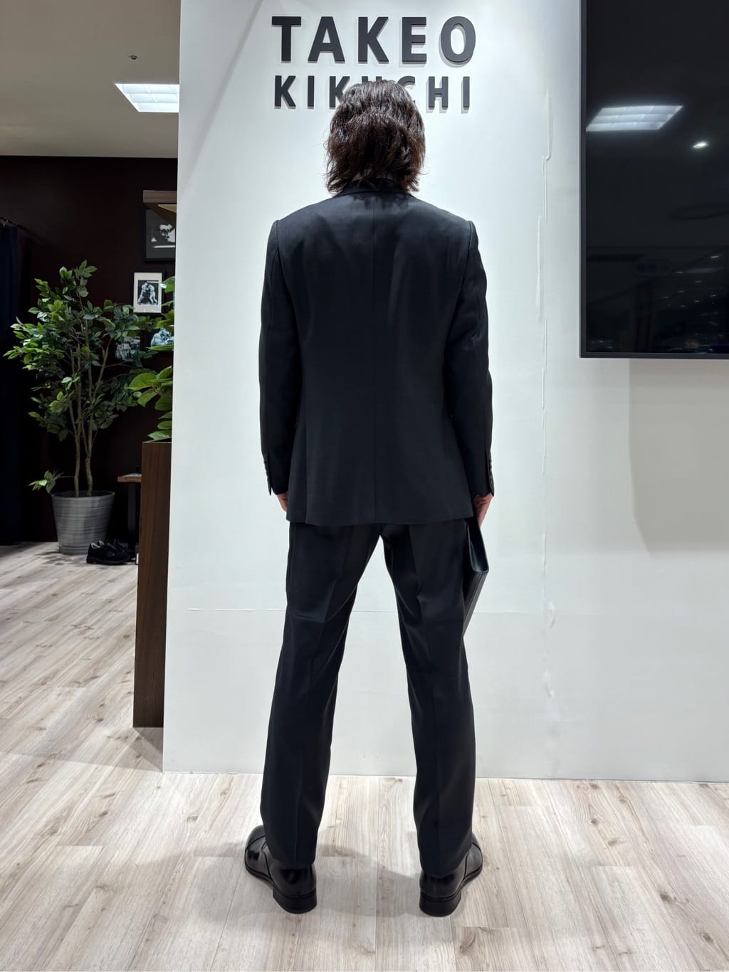 Kaiさんの「TAKEO KIKUCHI｜【Three by Three】シャイニーシャークピンヘッド ベスト / 3ピース対応」を使ったコーディネート
