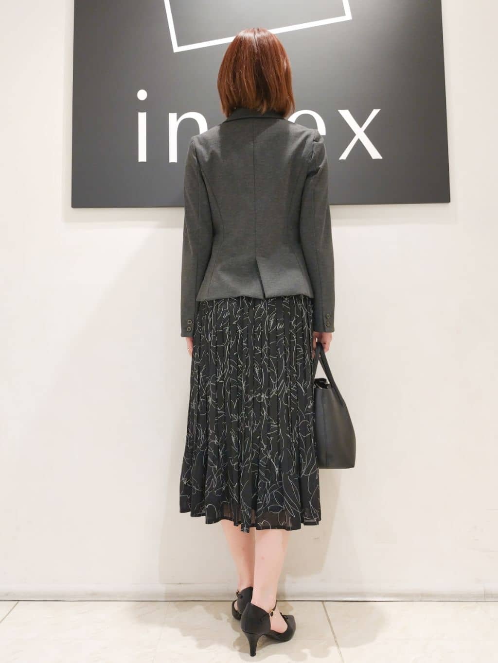 n.さんの「index｜◆【2WAY】フラワーパーツ合皮ミドルトートバッグ」を使ったコーディネート