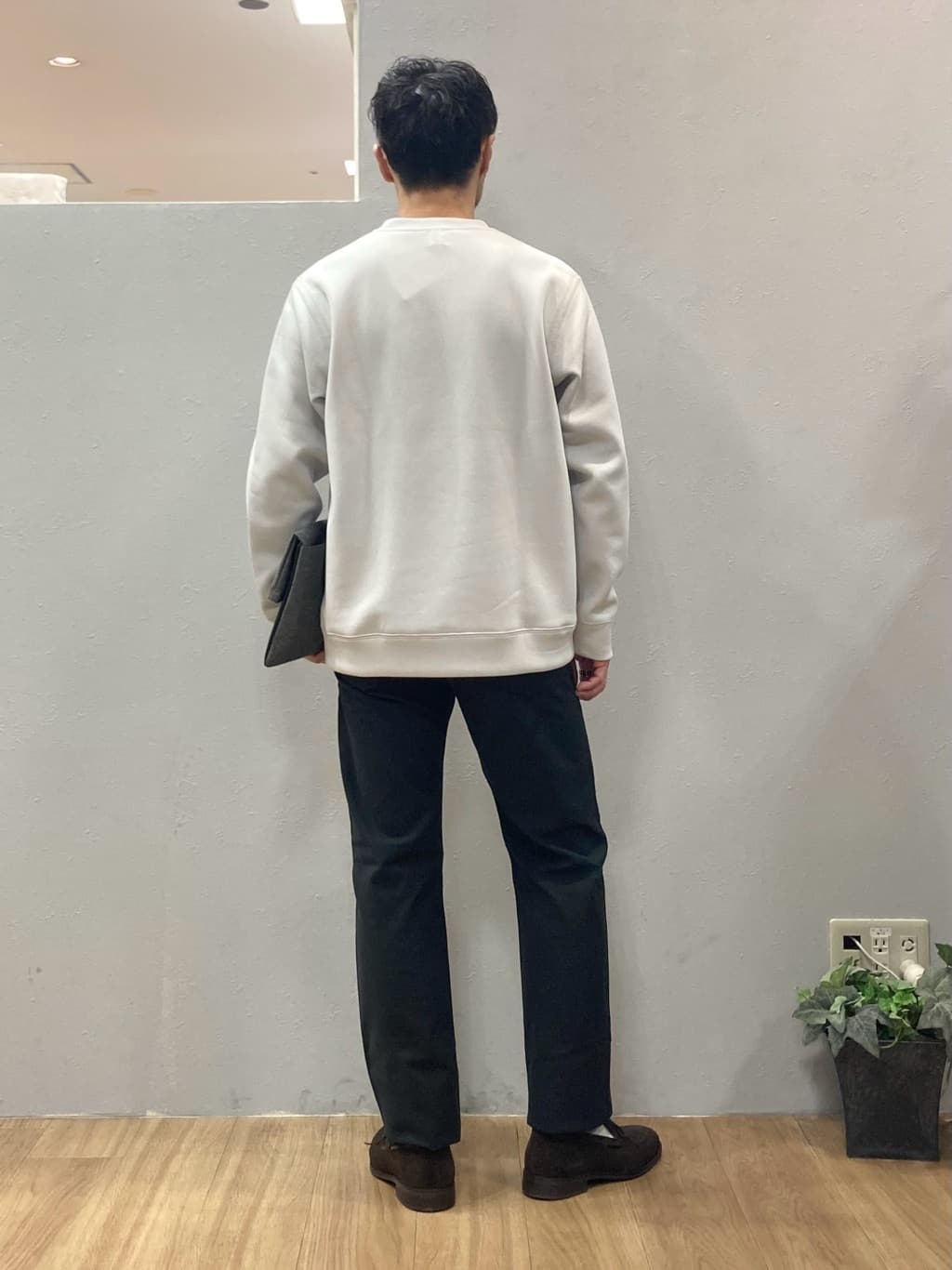 シュンさんの「TAKEO KIKUCHI｜【Made in JAPAN】播州織 ストレッチ パンツ」を使ったコーディネート