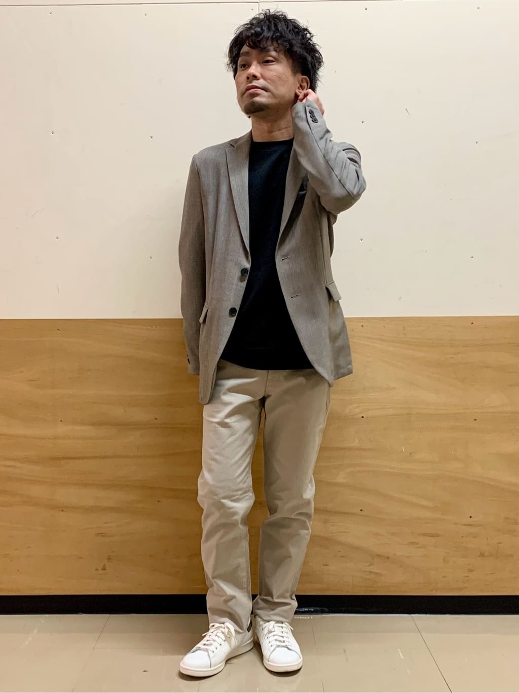 MATUさんの「THE SHOP TK｜【オールシーズン穿ける！】7DAYSストレッチへリンボンパンツ　ON&hArr;OFF兼用」を使ったコーディネート
