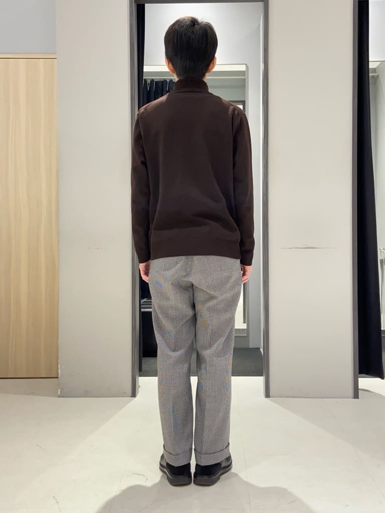 わいずみさんの「TAKEO KIKUCHI｜【DOWN FABRIC】ダウンファブリック スタンドカラーブルゾン」を使ったコーディネート