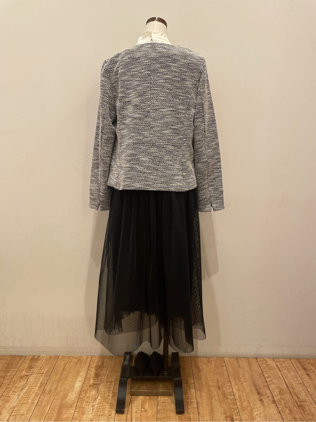 まるよOTさんの「SHOO･LA･RUE｜◆【S-3L】セレモニーからデイリーにも 軽くて柔らかくて着心地の良い カットツイードジャケット」を使ったコーディネート