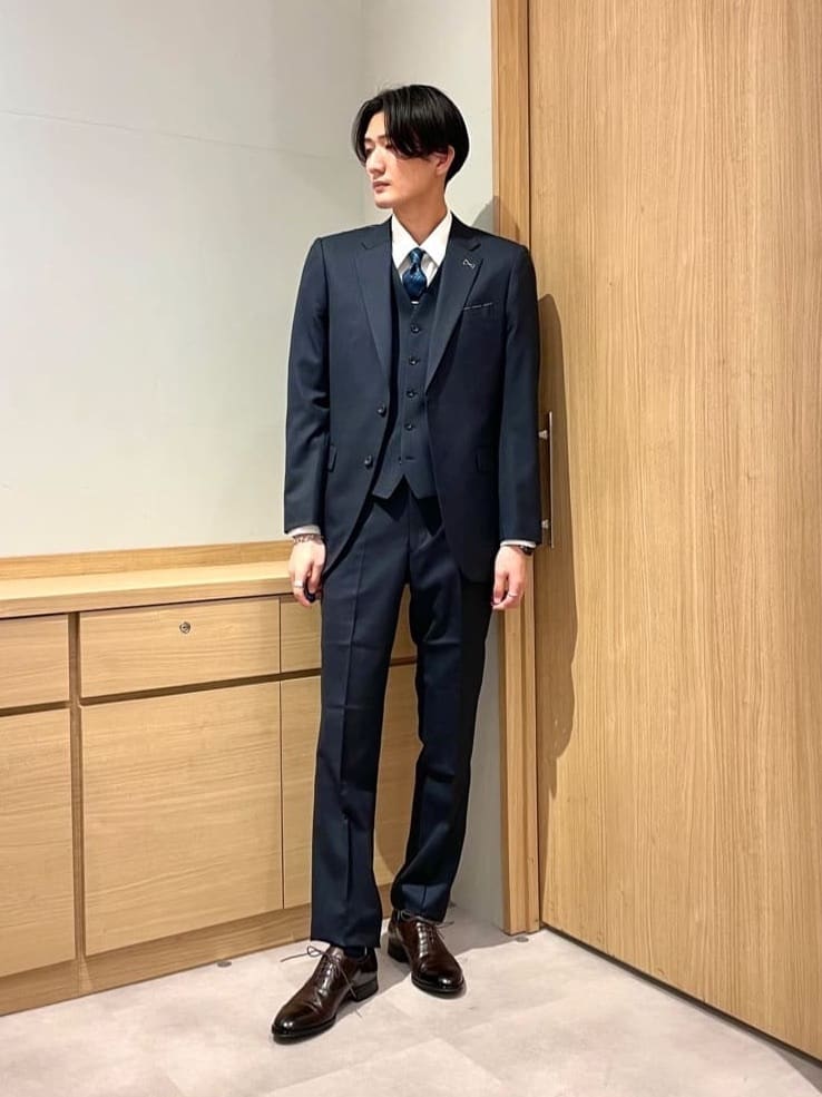 Seiyaさんの「TAKEO KIKUCHI｜【Made in JAPAN】矢絣（やがすり）スーツ／スリーピース対応」を使ったコーディネート