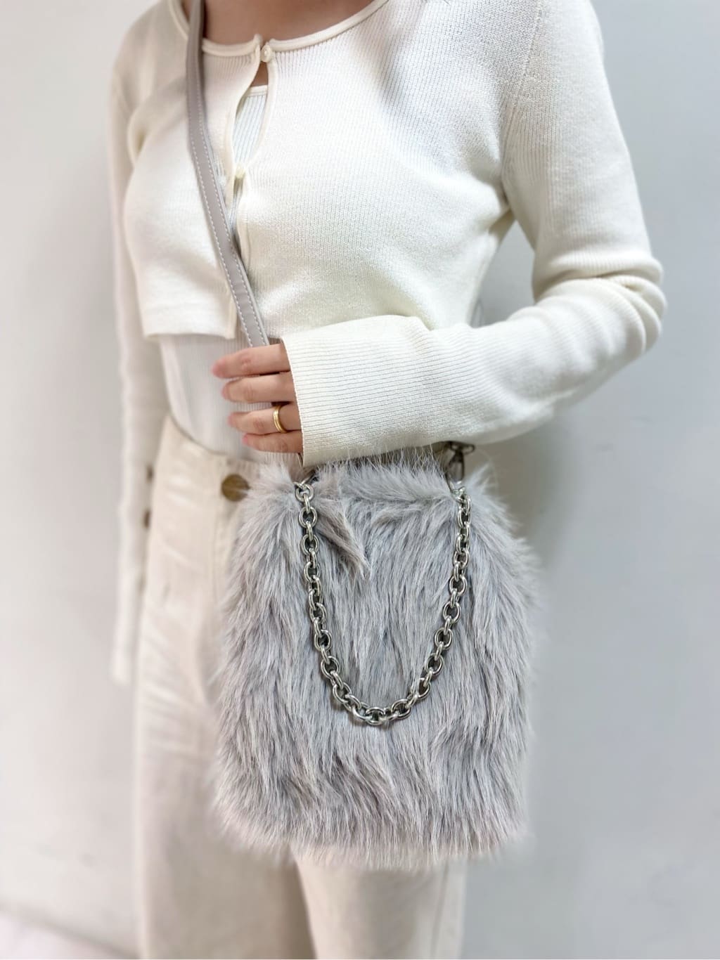 sakiさんの「ESPERANZA｜ファビ2WAYショルダー」を使ったコーディネート