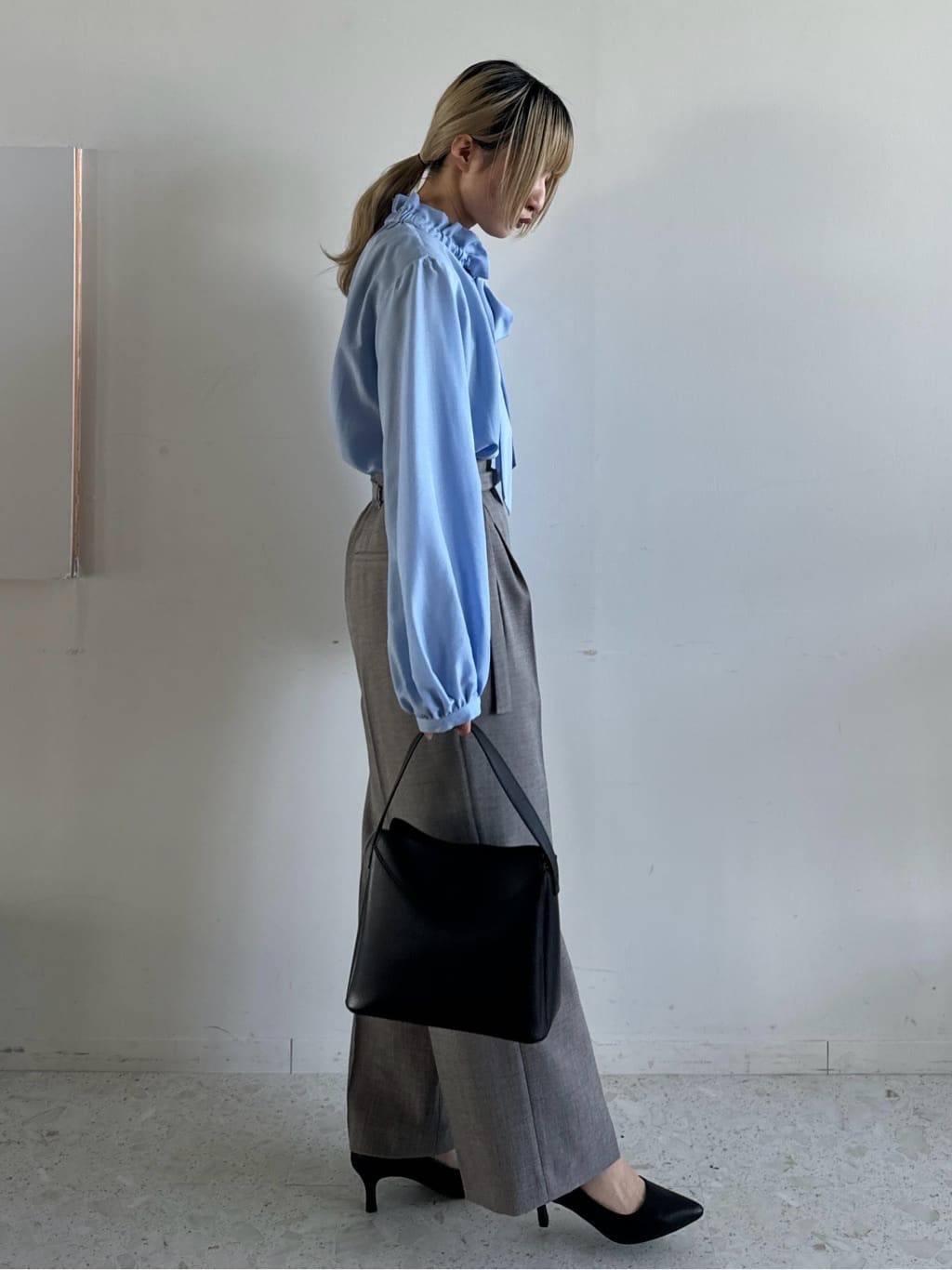 omaさんの「THE SHOP TK｜◆【ONOFF活躍/セレモニー/通勤】ギャザーリボンタイブラウス/洗える」を使ったコーディネート