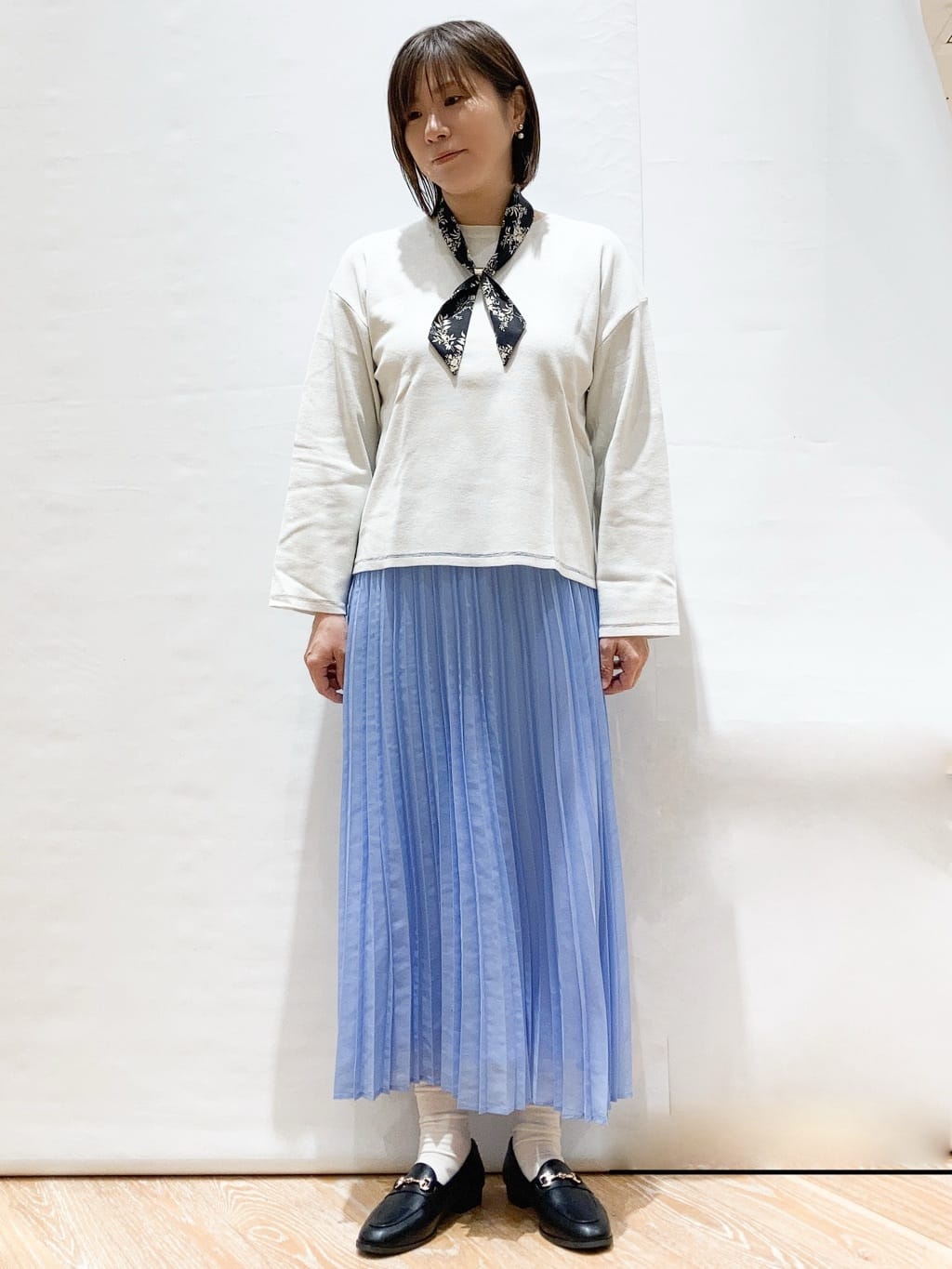 Shihoさんの「OPAQUE.CLIP｜◆ラメシアーラインニット【洗濯機洗い可】」を使ったコーディネート