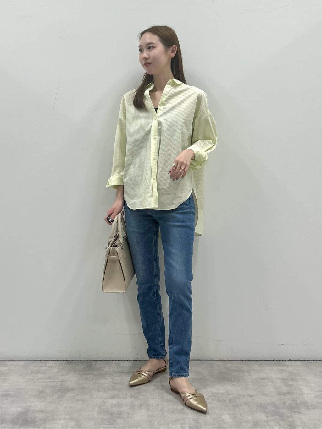 mitsukiさんの「INDIVI｜【通年活躍！褒められデニム】スキニー デニムパンツ」を使ったコーディネート