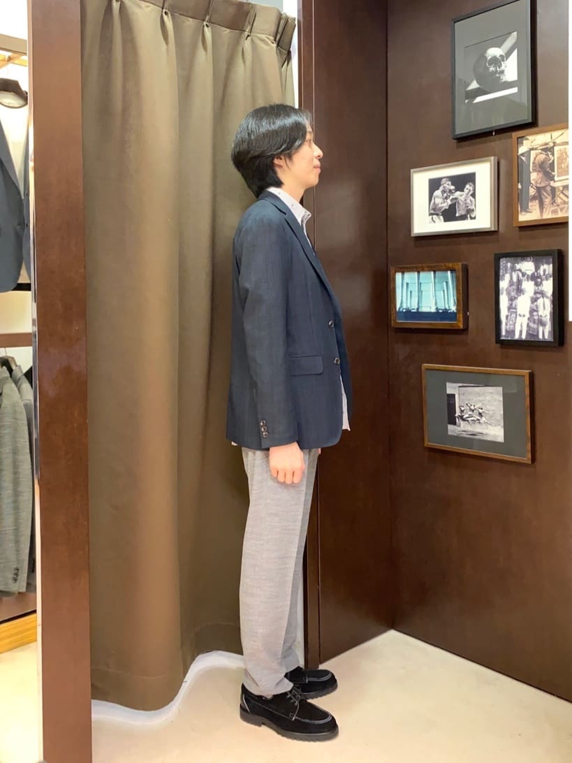コバヤシさんの「TAKEO KIKUCHI｜ハットモチーフ ジャカード ストライプ シャツ」を使ったコーディネート