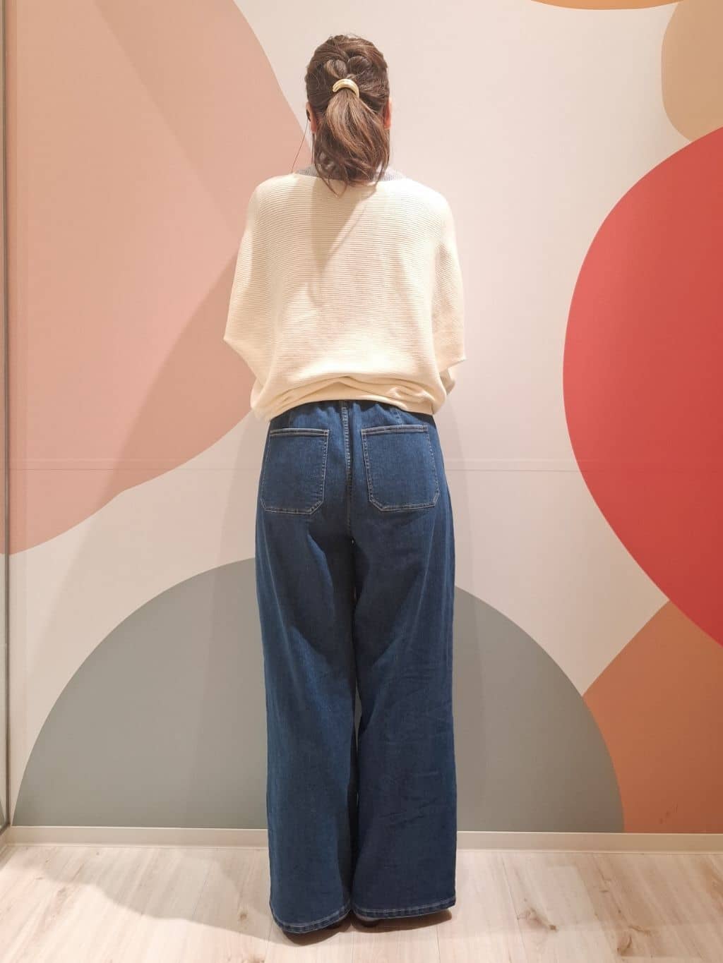 次女さんの「SHOO･LA･RUE｜◆【S-LL/防花粉/撥水】ミドル丈トレンチコート」を使ったコーディネート
