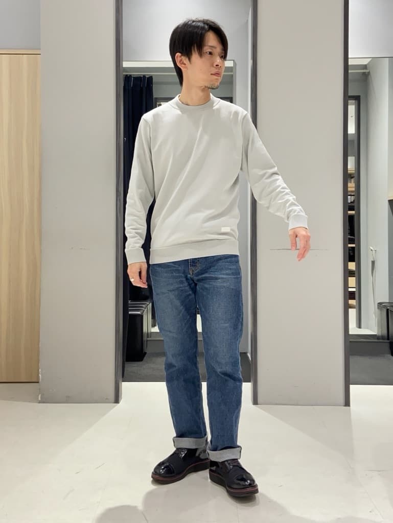 わいずみさんの「TAKEO KIKUCHI｜【モンスターストレッチ】日本製 ウォッシュド デニムパンツ」を使ったコーディネート