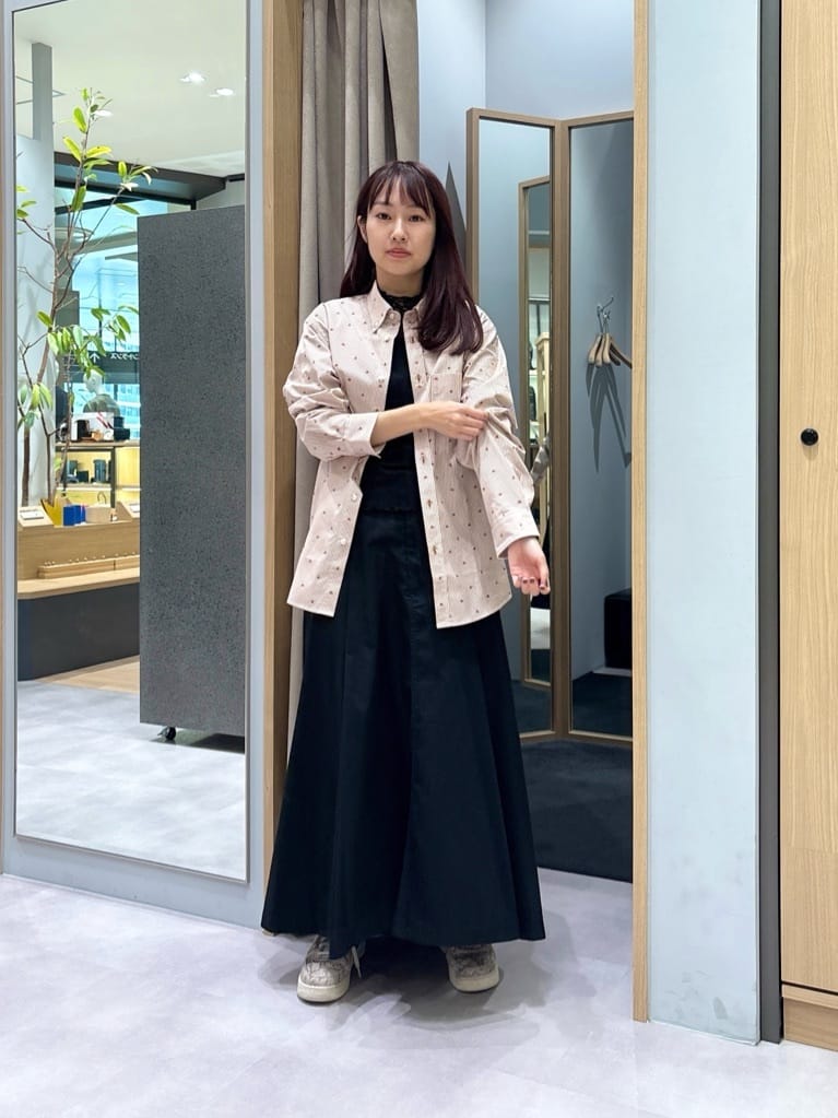 よぴさんの「TAKEO KIKUCHI｜ハットモチーフ ジャカード ストライプ シャツ」を使ったコーディネート