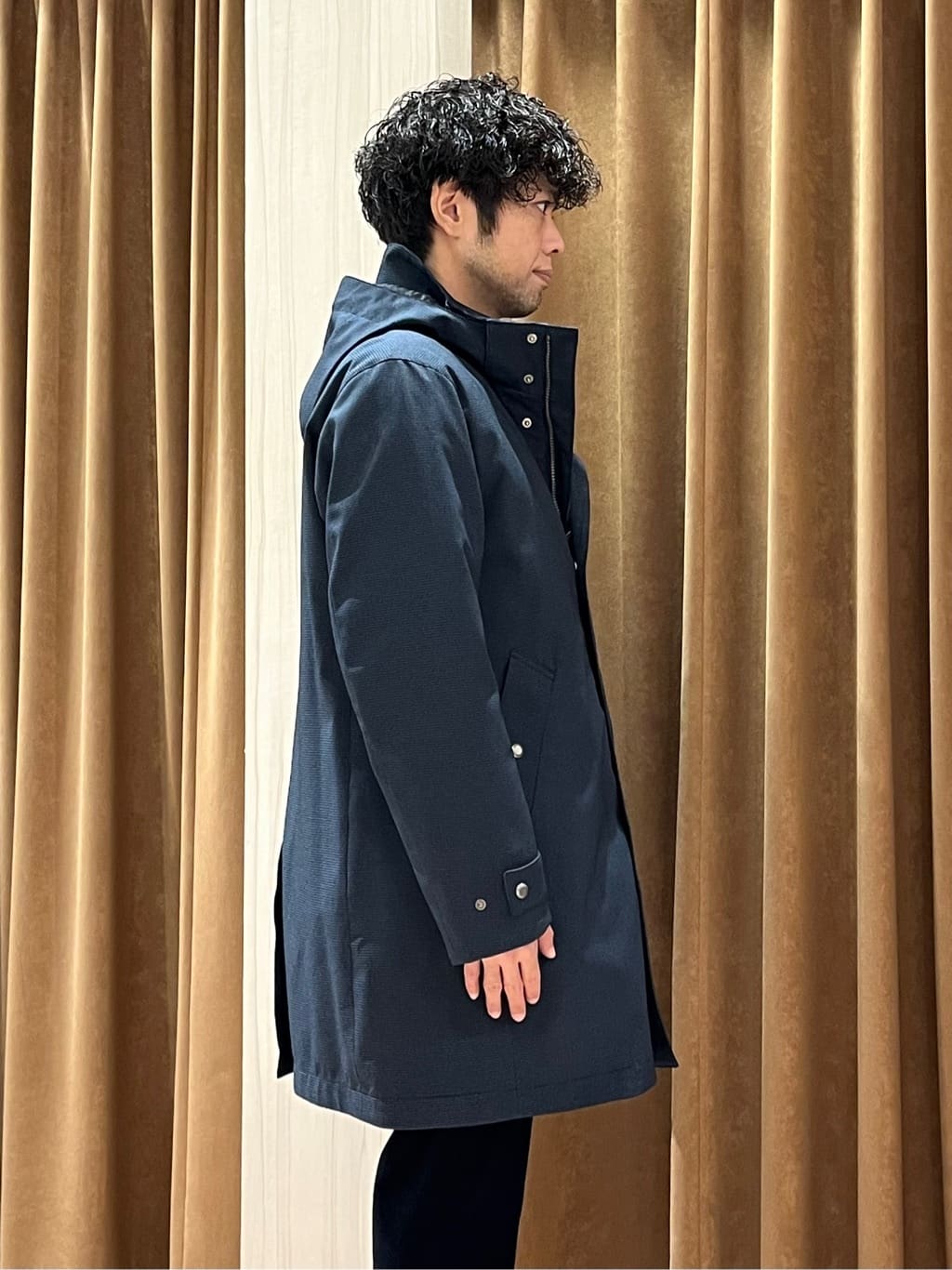 URAさんの「TAKEO KIKUCHI｜【3WAY】ハウンズトゥース ダウンライナー コート」を使ったコーディネート