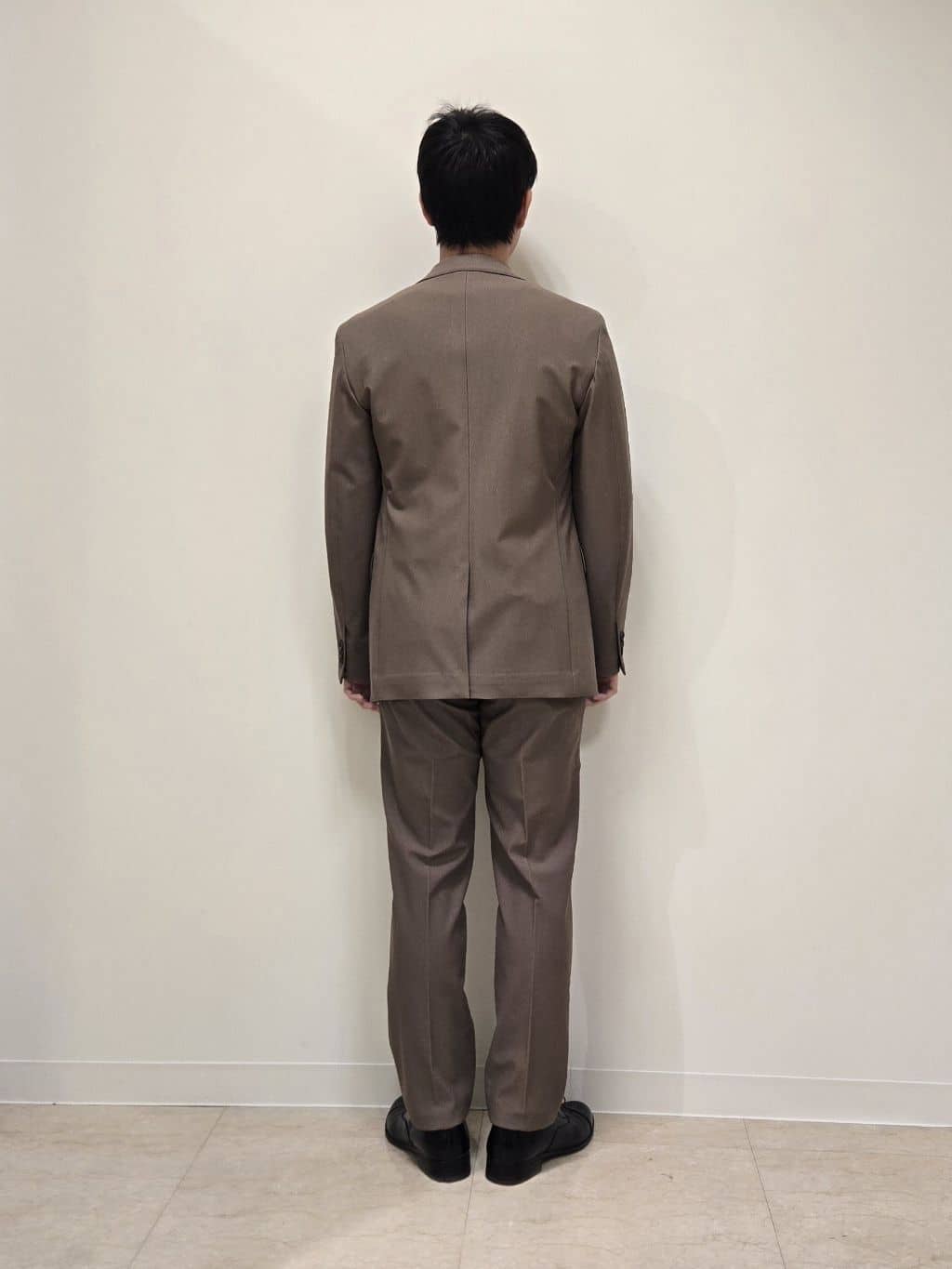 白木駆さんの「TAKEO KIKUCHI｜【360&deg;ストレッチ／セットアップ対応】None Of Stress ジャケット」を使ったコーディネート