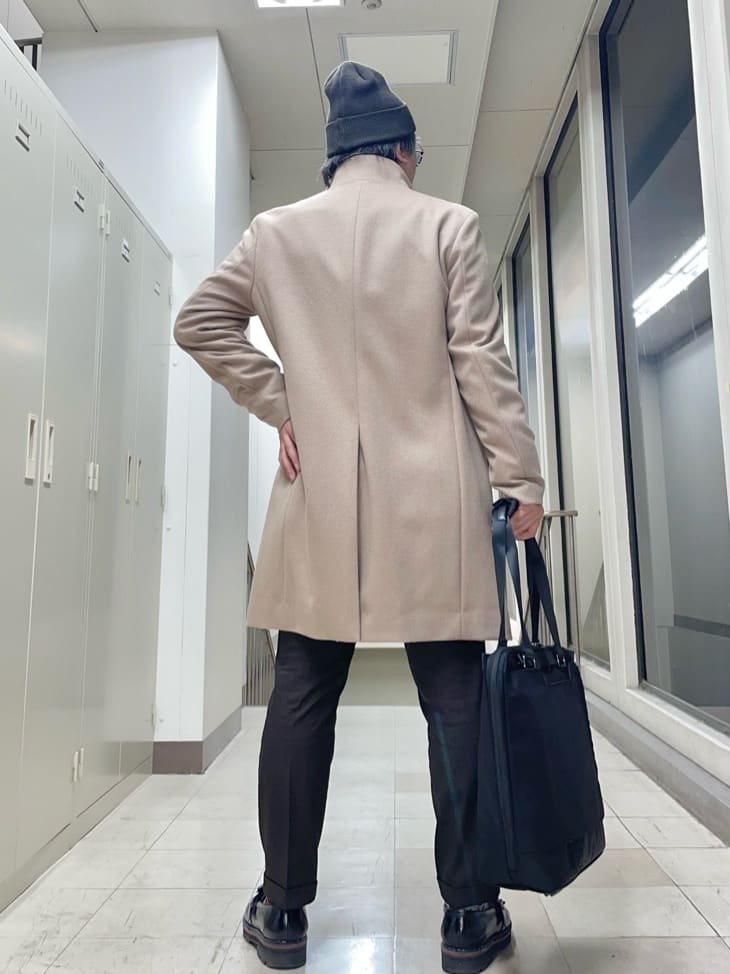 MAKOTO AIさんの「TAKEO KIKUCHI｜【ウールカシミヤブレンド】ビーバー調 スタンドカラー コート」を使ったコーディネート