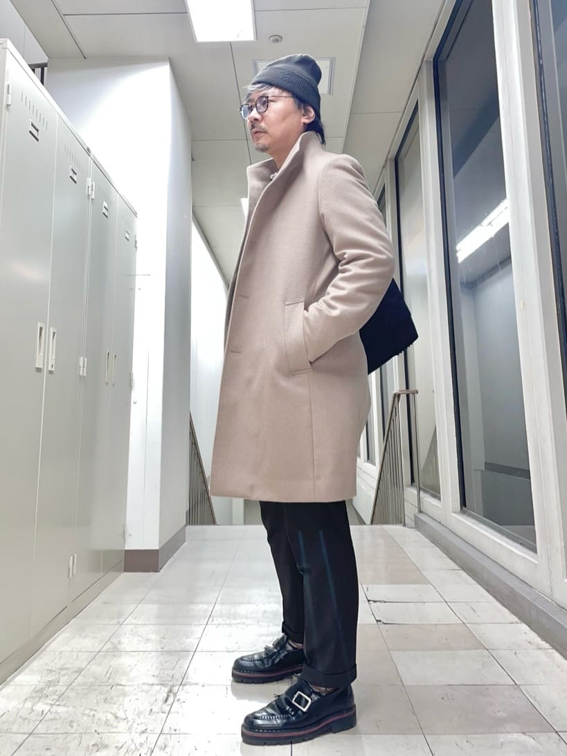 MAKOTO AIさんの「TAKEO KIKUCHI｜【ウールカシミヤブレンド】ビーバー調 スタンドカラー コート」を使ったコーディネート