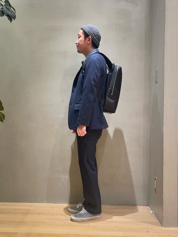IMAIさんの「TAKEO KIKUCHI｜【DOWN FABRIC】ダウンファブリック ドレスパンツ / セットアップ対応」を使ったコーディネート