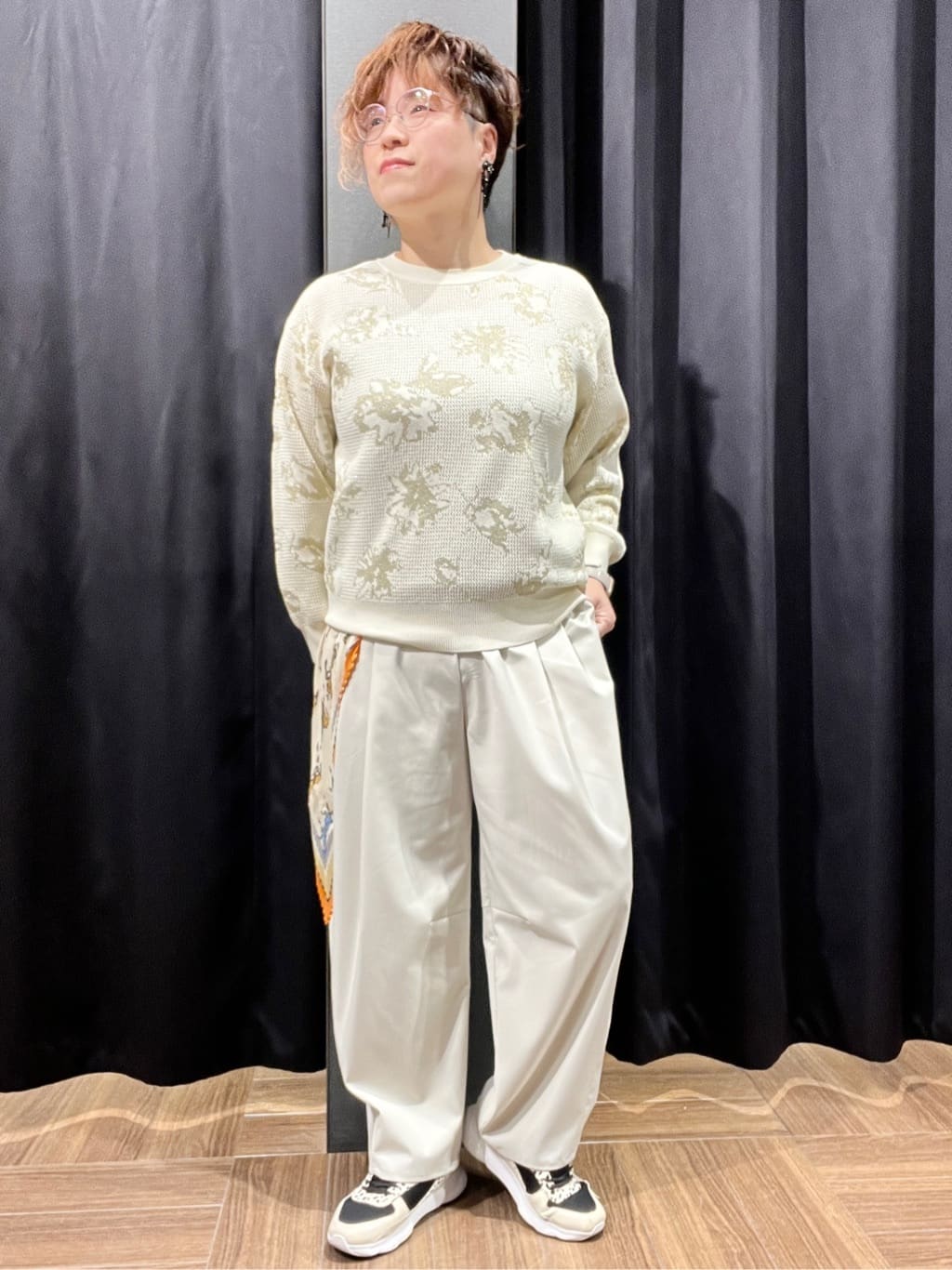 OKMKさんの「THE SHOP TK｜◆花柄ジャカードニット【洗濯機OK】」を使ったコーディネート