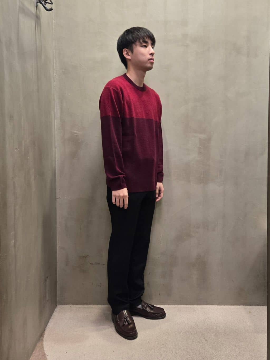 白木駆さんの「TAKEO KIKUCHI｜【ONOFF対応】TRダブルニット ストレッチパンツ」を使ったコーディネート