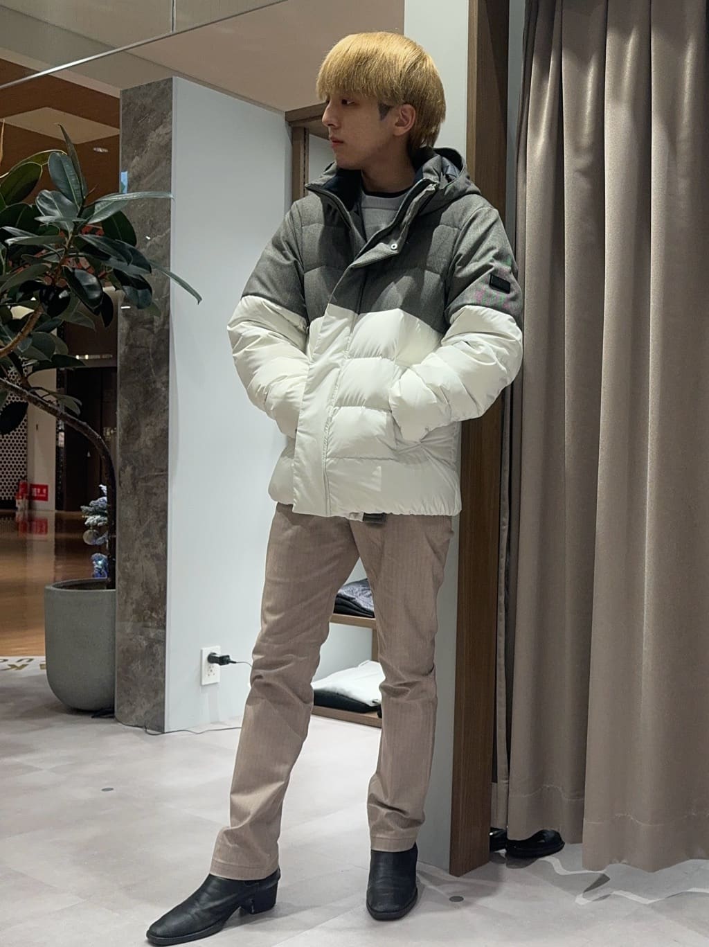 ゆうさんの「TAKEO KIKUCHI｜【Made in JAPAN】播州織 ヘリンボン ストレート パンツ」を使ったコーディネート