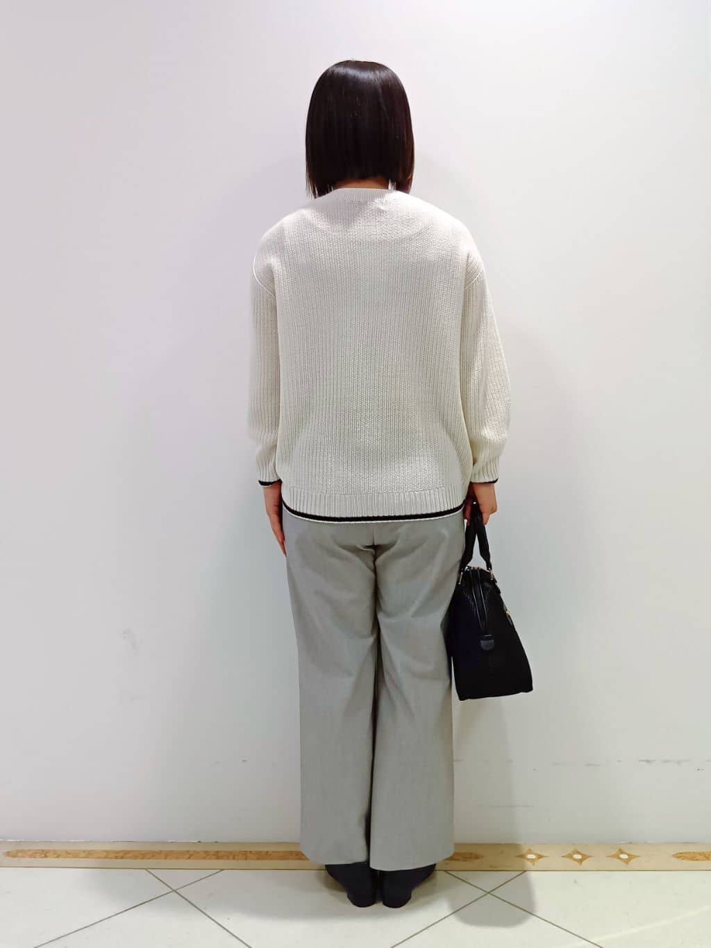 tomoさんの「Reflect｜◆【夏SALE／手洗い可／ホールガーメント（R）】ゆるシルエットニット」を使ったコーディネート
