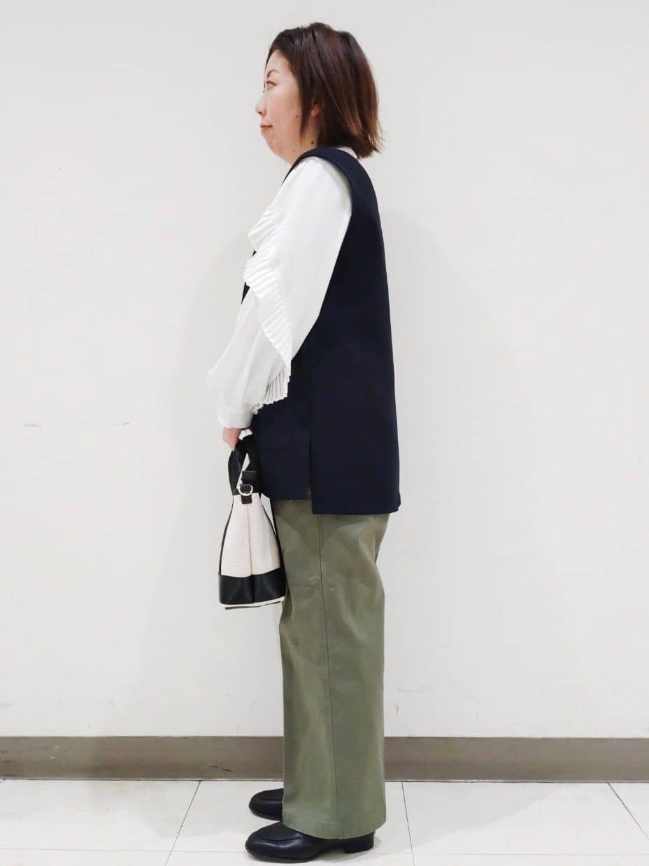 あらーさんの「OPAQUE.CLIP｜◆《美人百花掲載》プリーツフリルスリーブブラウス【洗濯機洗い可】」を使ったコーディネート