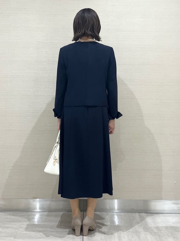 なつよさんの「UNTITLED｜◆【通勤スーツ】ノーカラージャケット」を使ったコーディネート