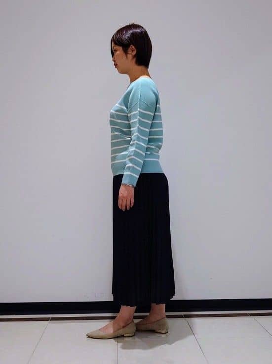 gissyさんの「INDIVI｜◆【洗える／無縫製／6色展開】袖フォルム ボートネックニット」を使ったコーディネート