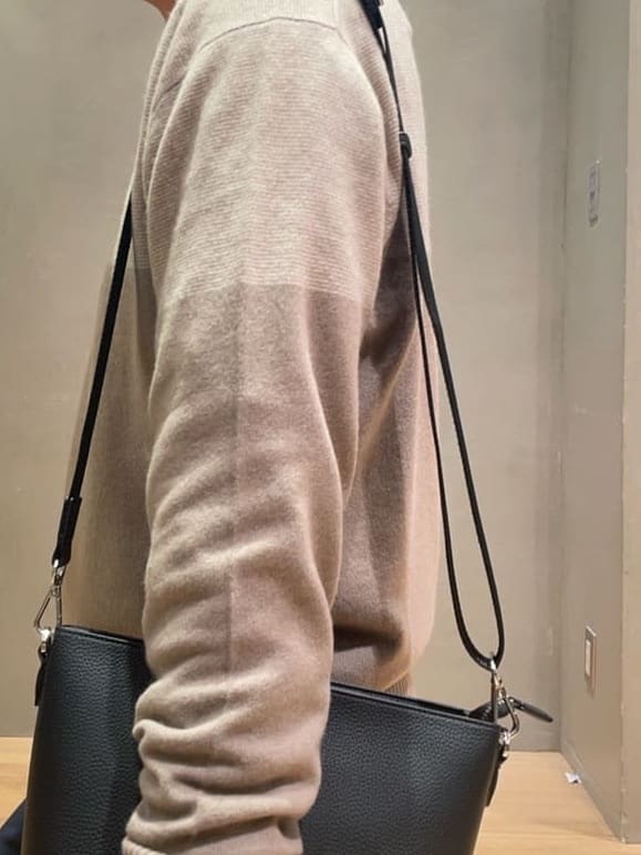 IMAIさんの「TAKEO KIKUCHI｜【DOWN FABRIC】ダウンファブリック ドレスパンツ / セットアップ対応」を使ったコーディネート