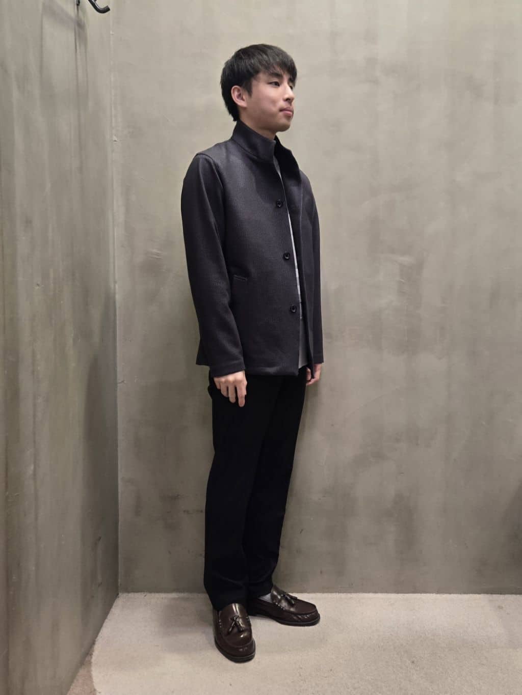 白木駆さんの「TAKEO KIKUCHI｜【DOWN FABRIC】ダウンファブリック スタンドカラーブルゾン」を使ったコーディネート