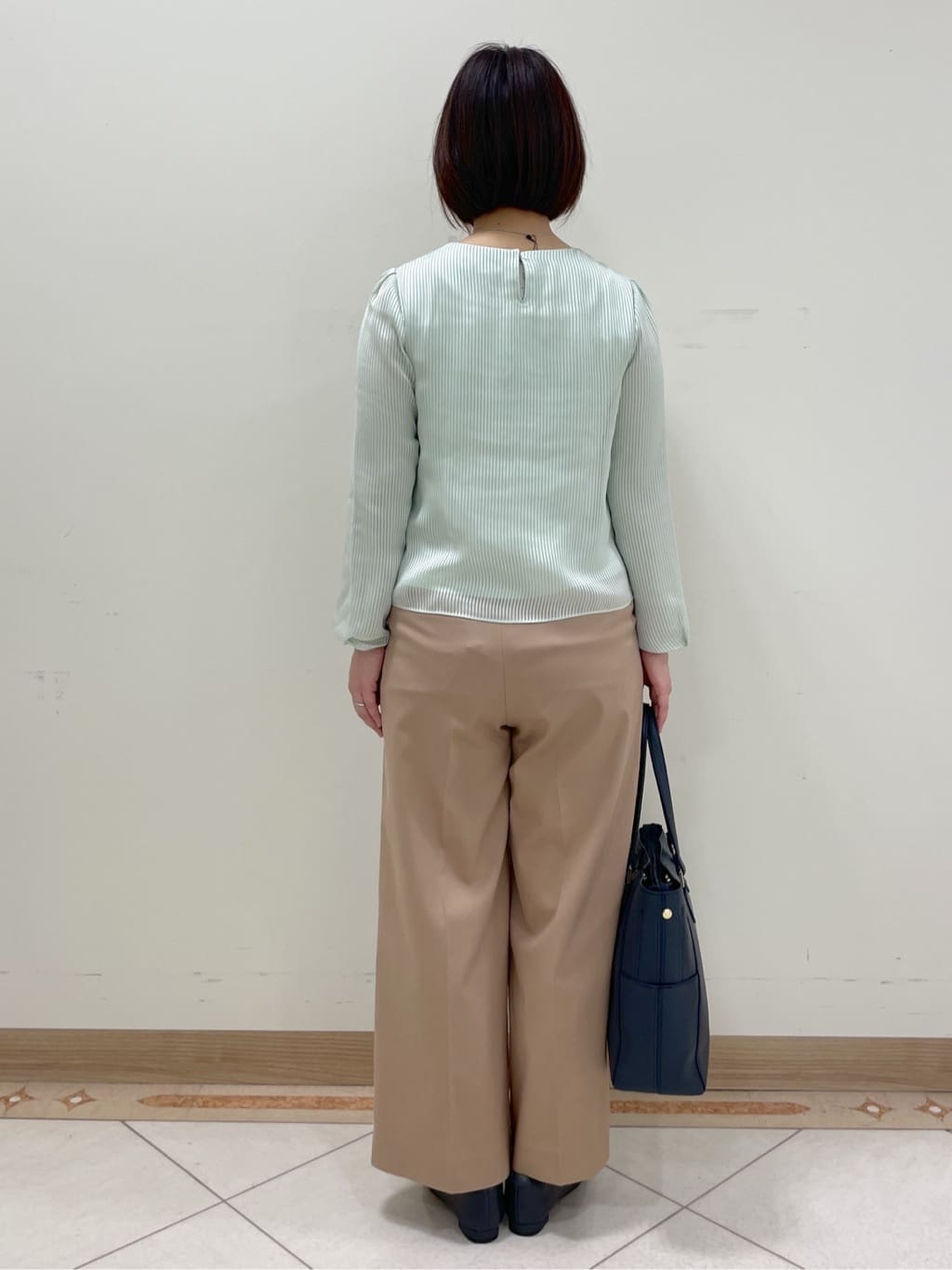 hanaさんの「Reflect｜◆【手洗い可】シアーシャドーストライプブラウス」を使ったコーディネート