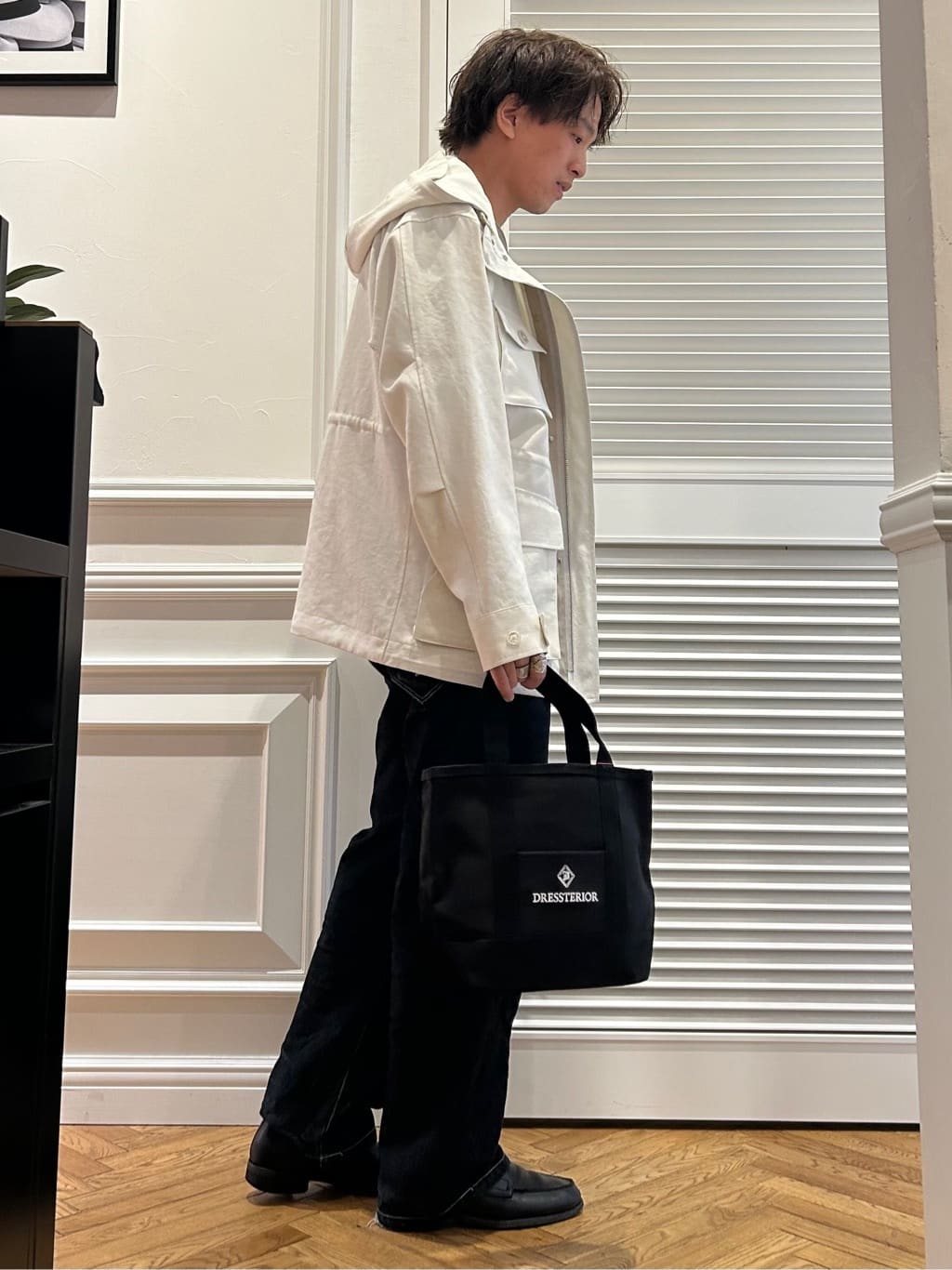 須田　慎二郎さんの「DRESSTERIOR｜【撥水加工/Safari5月号掲載】ローファー」を使ったコーディネート