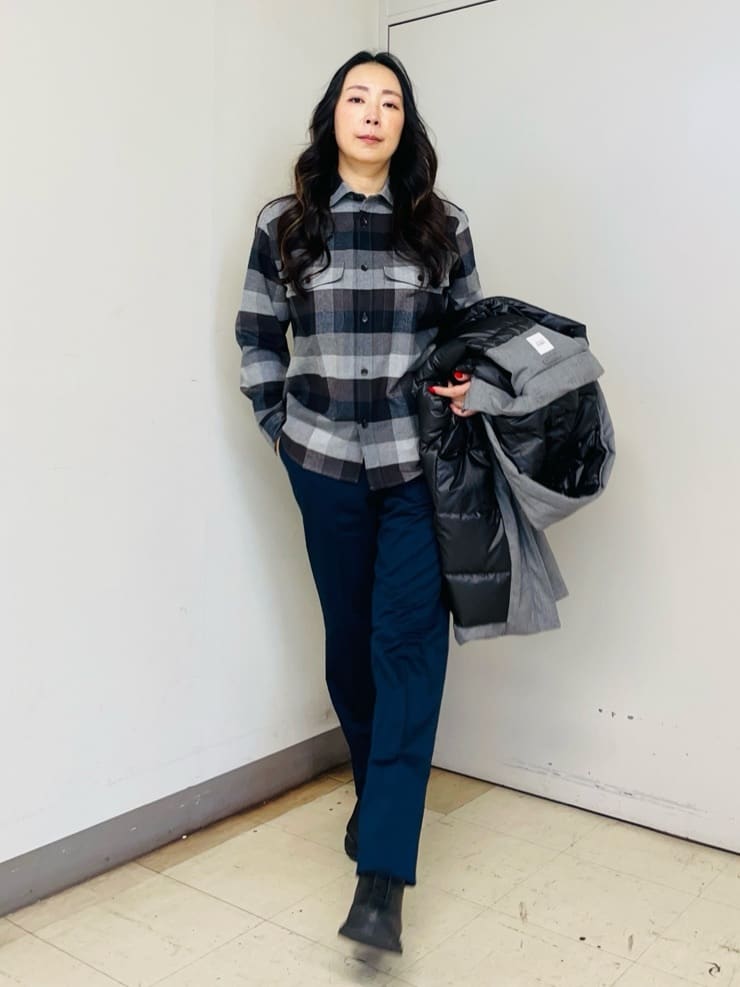 iwさんの「TAKEO KIKUCHI｜【オフィスカジュアル対応】ドレス チノパンツ」を使ったコーディネート