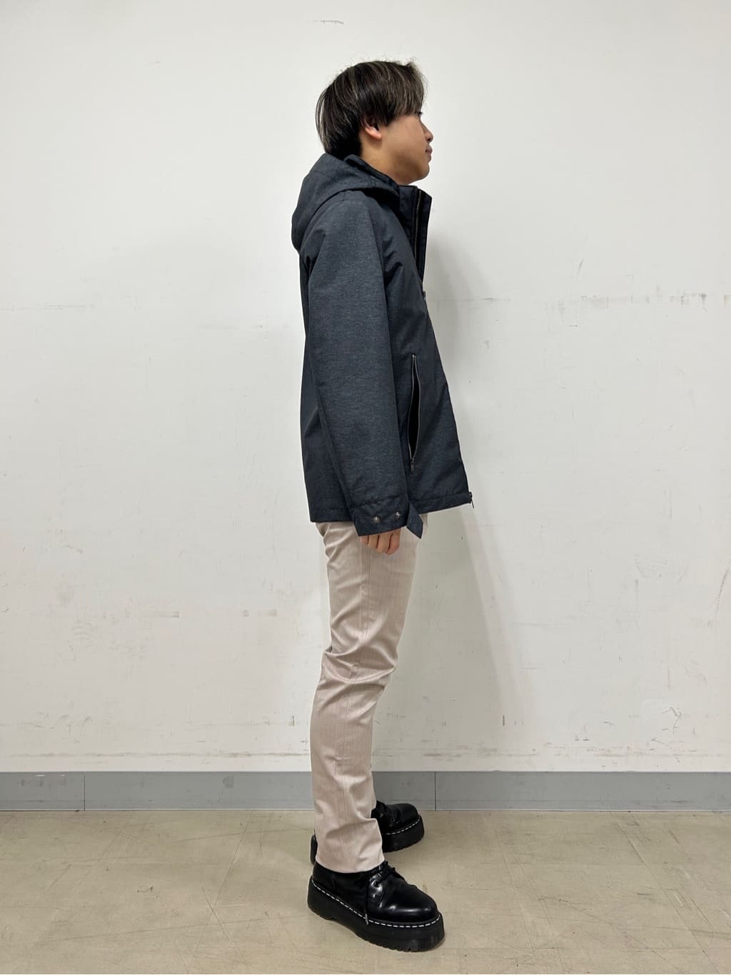 Hiroさんの「TAKEO KIKUCHI｜【抗菌防臭/シーズンレス】シアサッカー ジャージシャツ」を使ったコーディネート