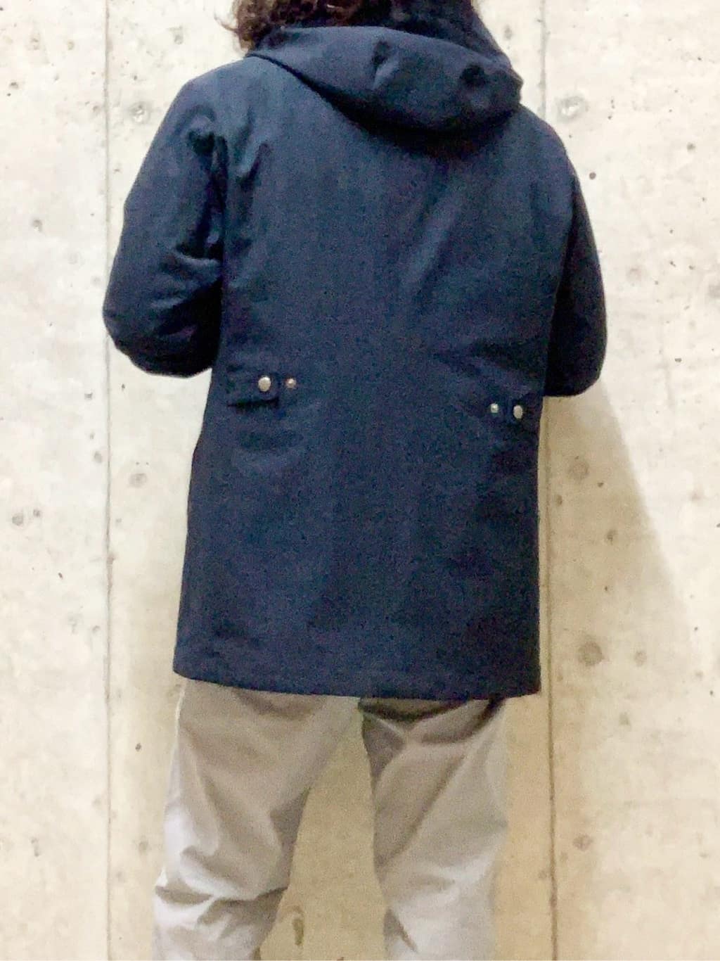 木村剛さんの「TAKEO KIKUCHI｜【Made in JAPAN】播州織 ストレッチ パンツ」を使ったコーディネート