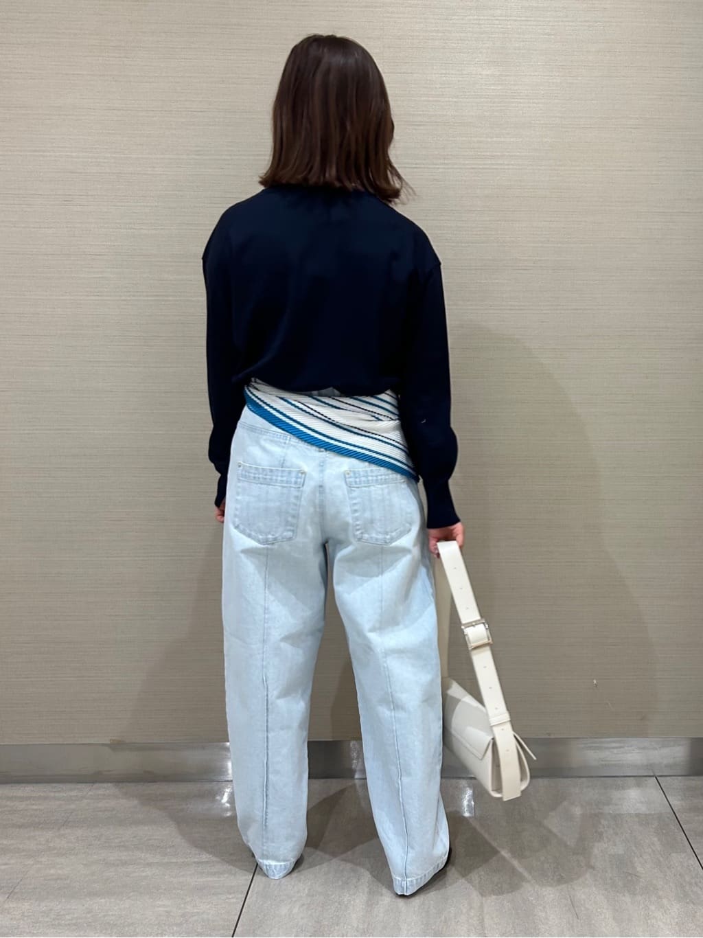 kanoさんの「UNTITLED｜◆カーブシルエット ワイドデニム」を使ったコーディネート