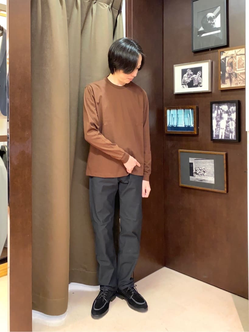 コバヤシさんの「TAKEO KIKUCHI｜【Made in JAPAN】播州織 ストレッチ パンツ」を使ったコーディネート