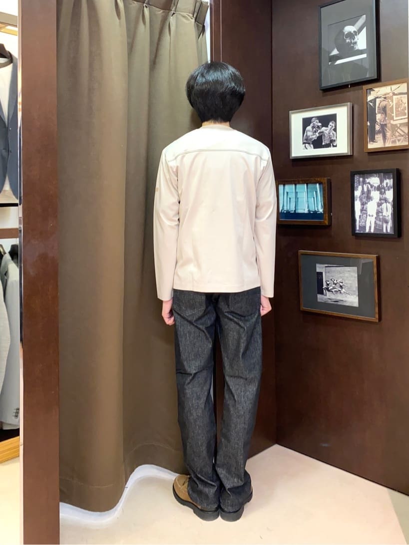 コバヤシさんの「TAKEO KIKUCHI｜【モンスターストレッチ】日本製 ワンウォッシュ デニムパンツ」を使ったコーディネート