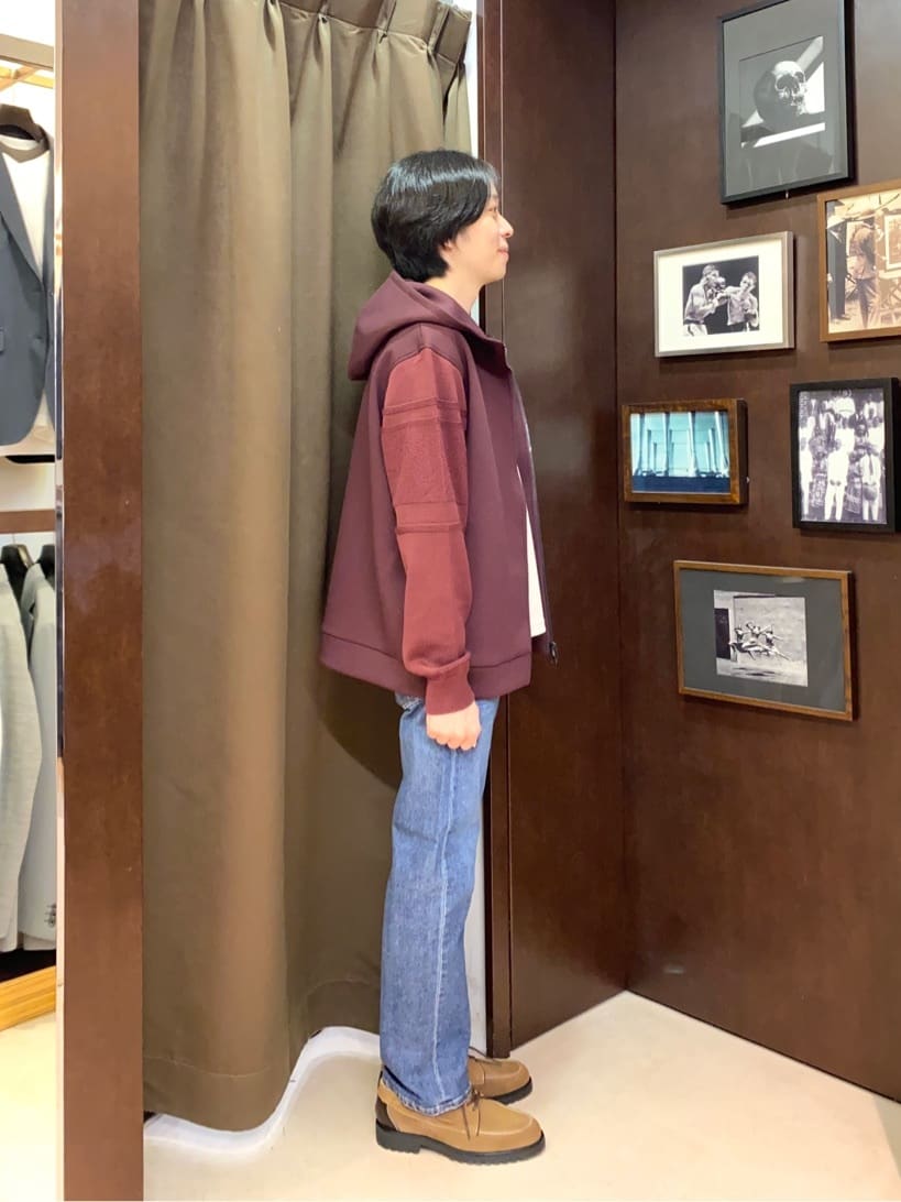 コバヤシさんの「TAKEO KIKUCHI｜【モンスターストレッチ】日本製 ウォッシュド デニムパンツ」を使ったコーディネート