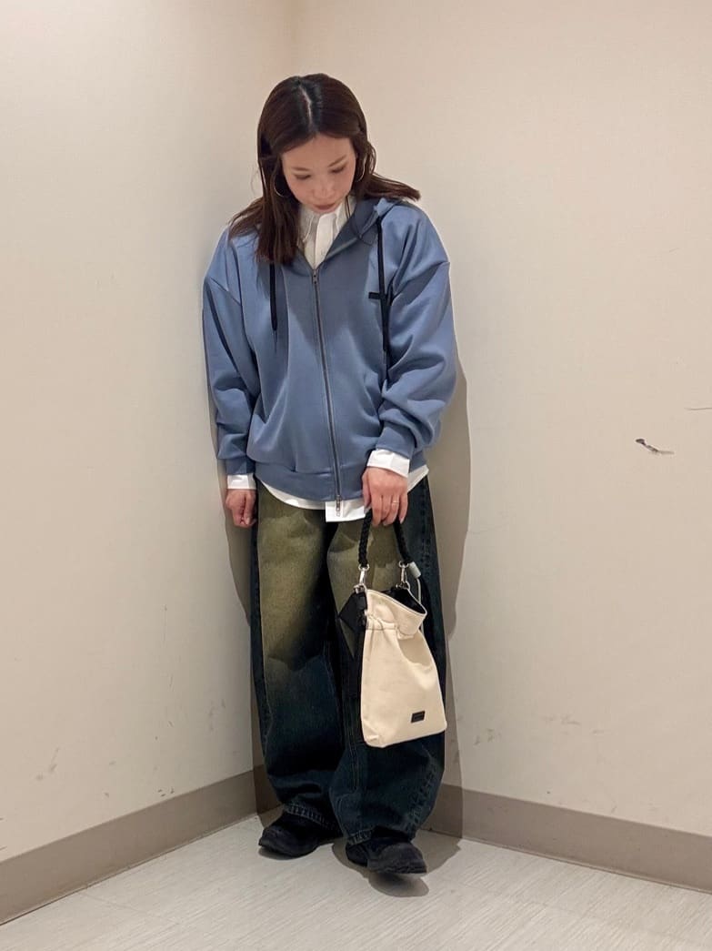 S.A.Oさんの「tk.TAKEO KIKUCHI｜◆ワンポイントジップパーカー」を使ったコーディネート