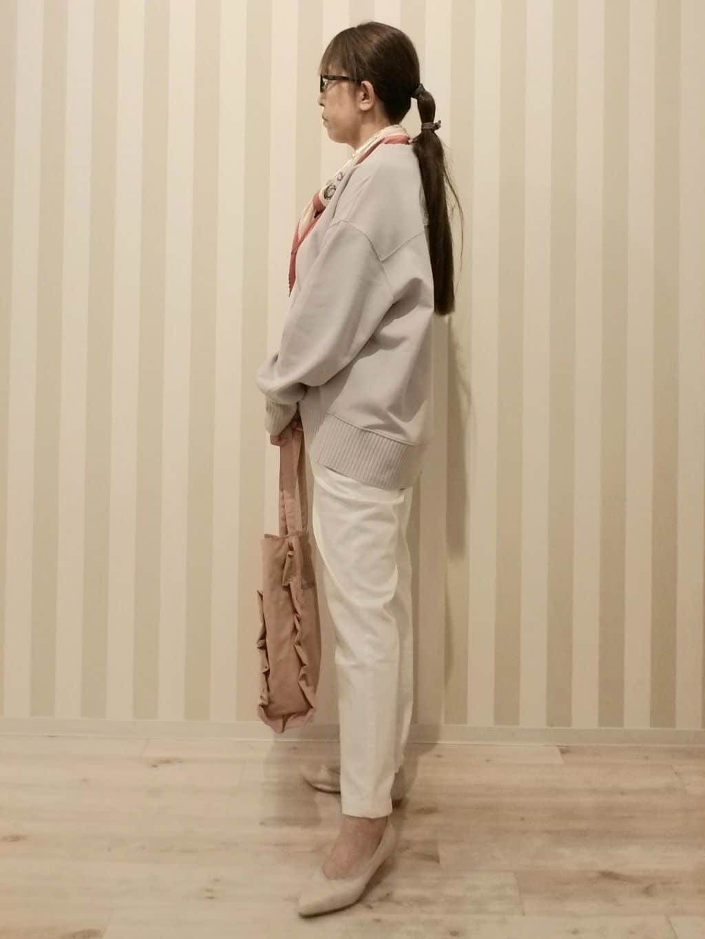 nonaさんの「SHOO･LA･RUE｜◆【洗える/S-LL】長めのリブでお袖すっきり 異素材トップス」を使ったコーディネート
