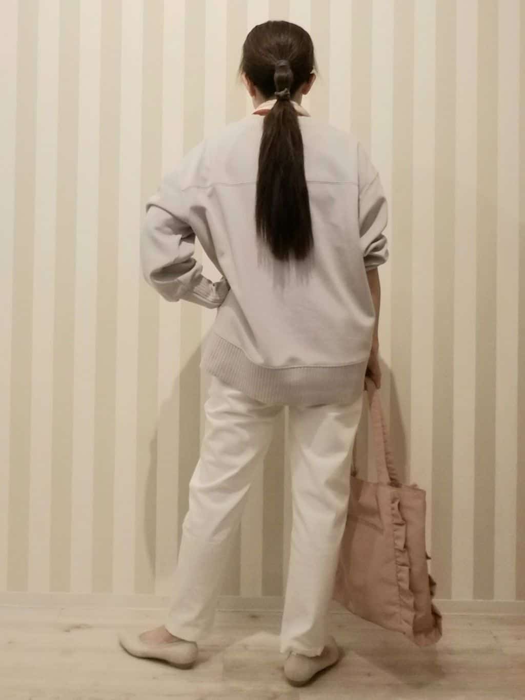 nonaさんの「SHOO･LA･RUE｜◆【洗える/S-LL】長めのリブでお袖すっきり 異素材トップス」を使ったコーディネート