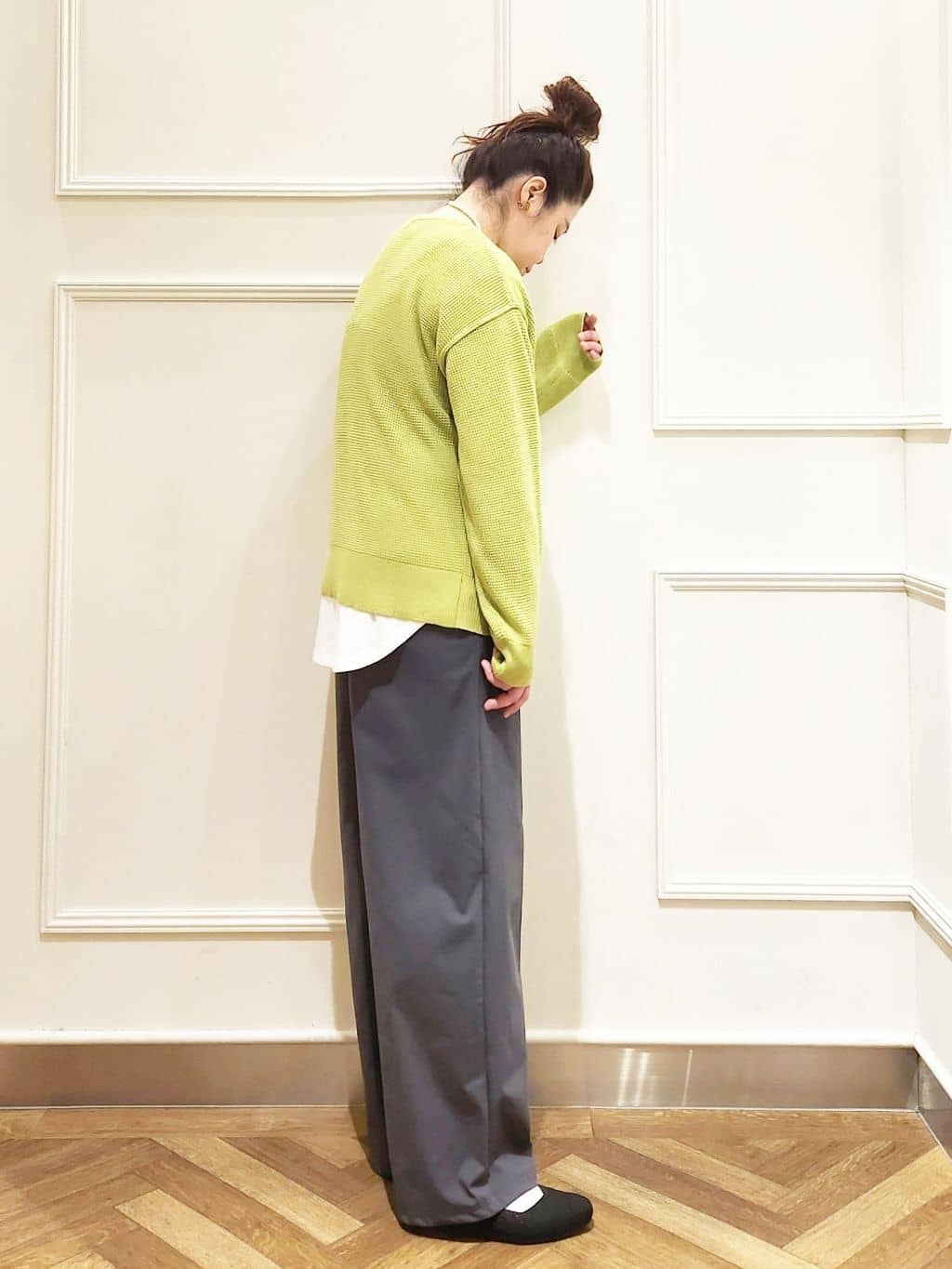 Pさんの「SHOO･LA･RUE｜◆【洗える/S-LL】ワッフル編みが魅力な ドロップショルダーニット」を使ったコーディネート