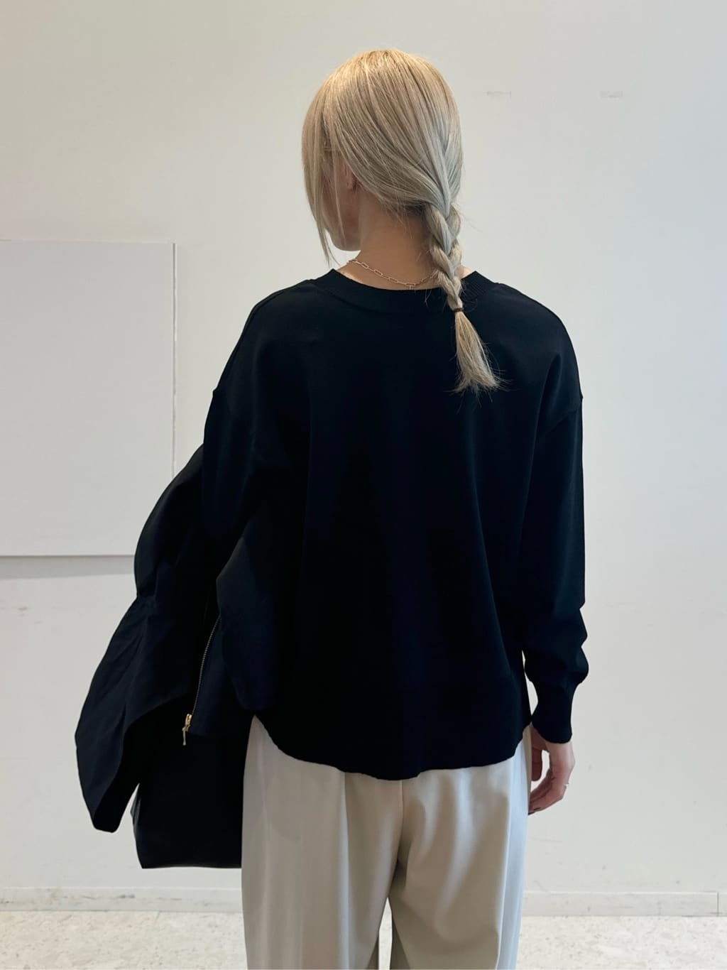 omaさんの「THE SHOP TK｜◆【撥水】ウエストドロストマウンテンパーカ」を使ったコーディネート