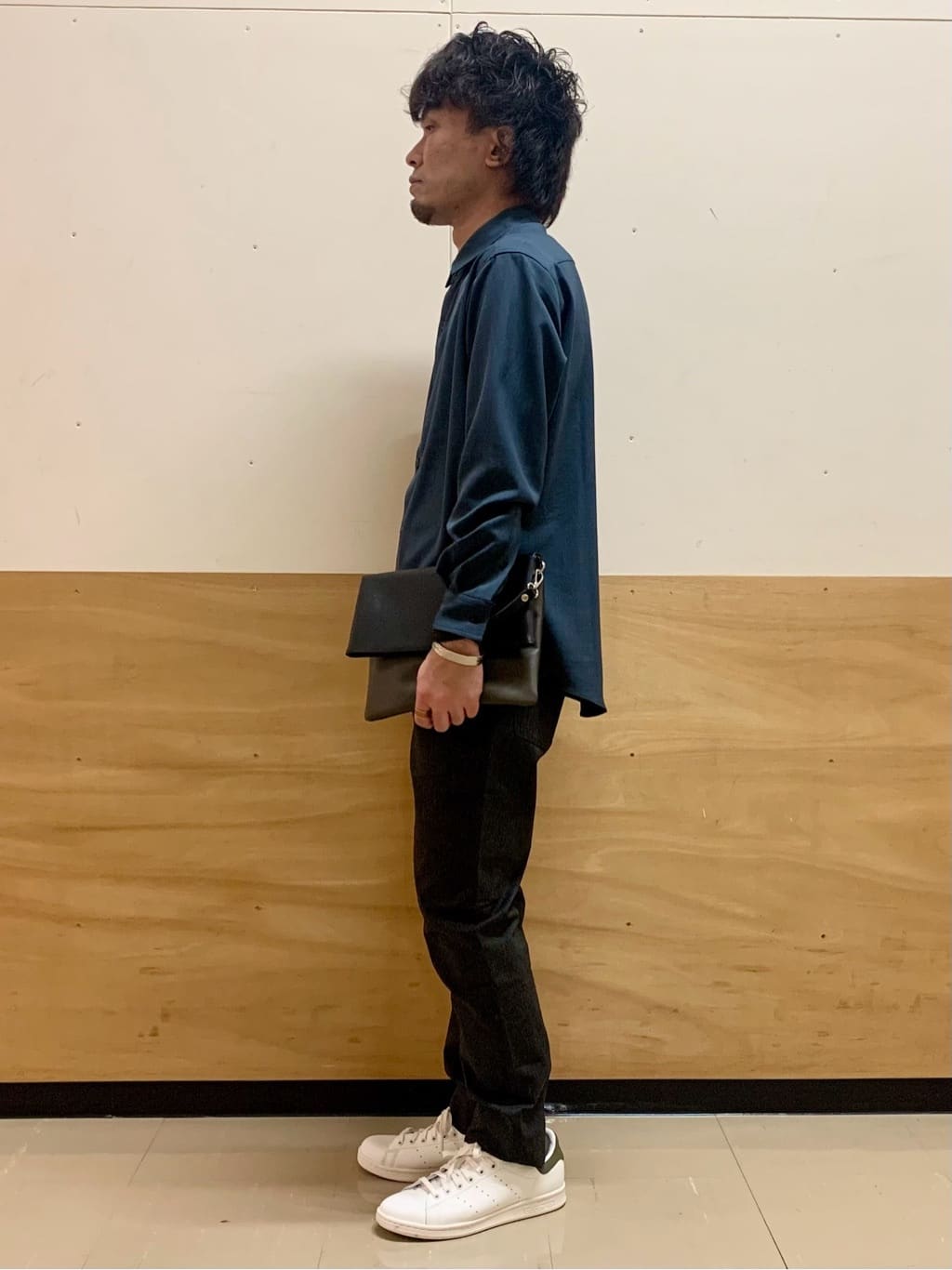 MATUさんの「THE SHOP TK｜【オールシーズン穿ける！】7DAYSストレッチへリンボンパンツ　ON&hArr;OFF兼用」を使ったコーディネート
