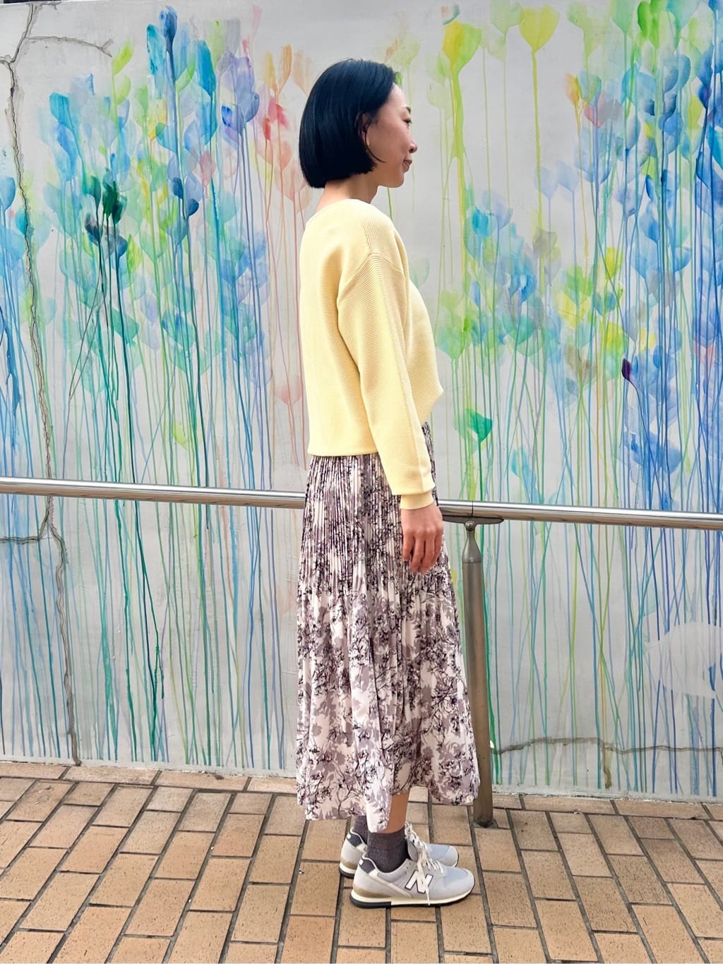 やまださんの「◆【通勤／手洗い可／ウエスト総ゴム】花柄プリーツスカート」を使ったコーディネート