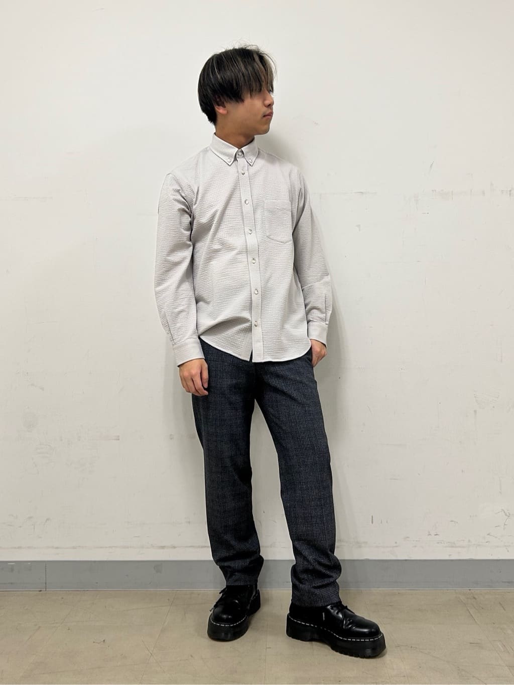 Hiroさんの「TAKEO KIKUCHI｜【抗菌防臭/シーズンレス】シアサッカー ジャージシャツ」を使ったコーディネート