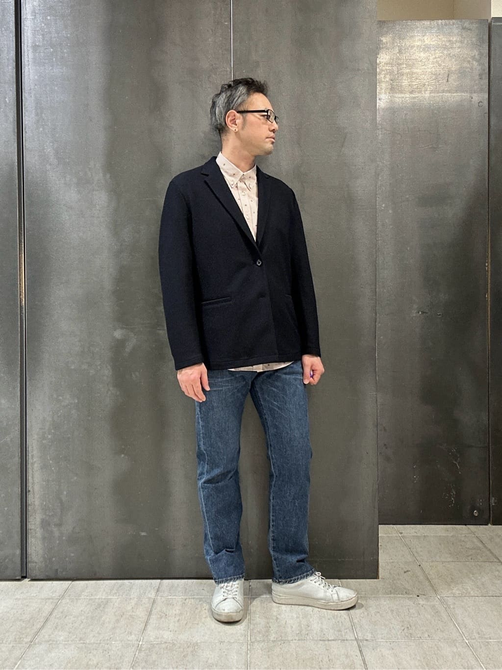coheyさんの「TAKEO KIKUCHI｜ハットモチーフ ジャカード ストライプ シャツ」を使ったコーディネート