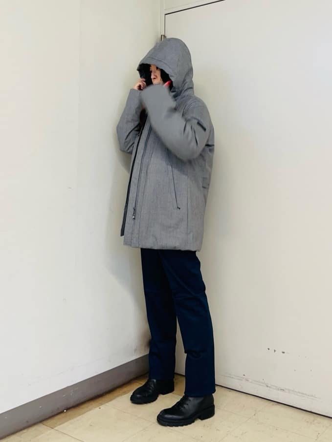 iwさんの「TAKEO KIKUCHI｜【オフィスカジュアル対応】ドレス チノパンツ」を使ったコーディネート