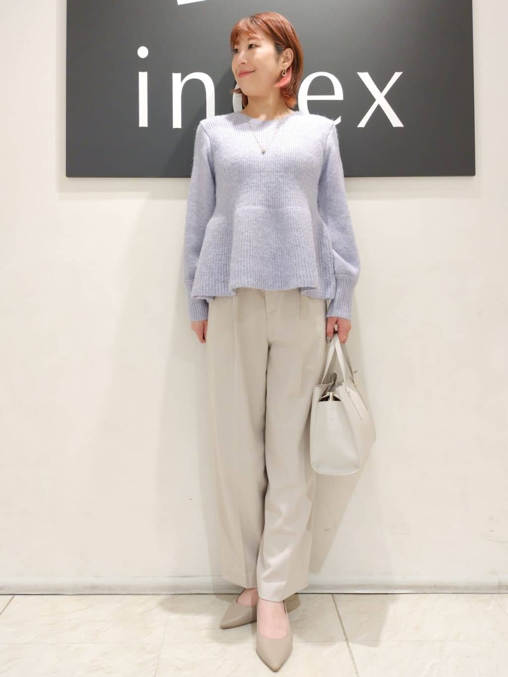 n.さんの「index｜◆【軽量／2WAY】スクエアミドルトートバッグ」を使ったコーディネート