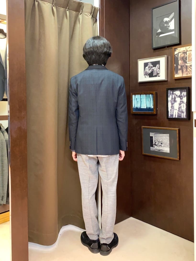 コバヤシさんの「TAKEO KIKUCHI｜ハットモチーフ ジャカード ストライプ シャツ」を使ったコーディネート
